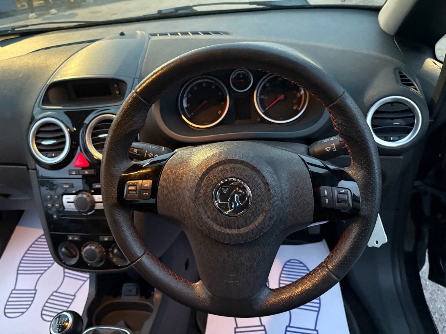 Used Vauxhall Corsa 2012 for sale - 76393910: Photo 9