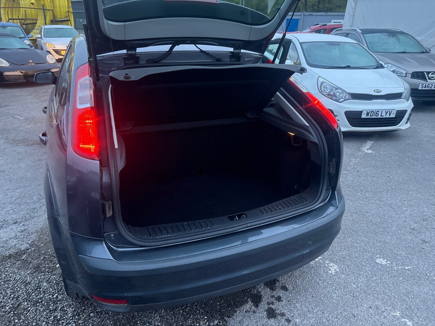 Used Ford Focus 2005 for sale - 78187212: Photo 15