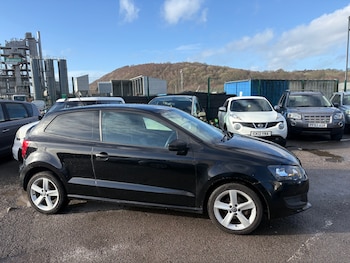 Used Volkswagen Polo 2012 for sale - 77336623: Photo