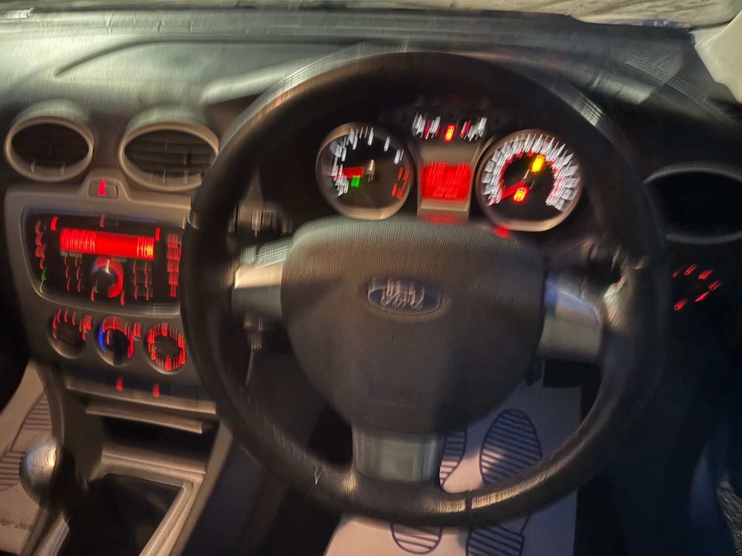 Used Ford Focus 2010 for sale - 76519552: Photo 10