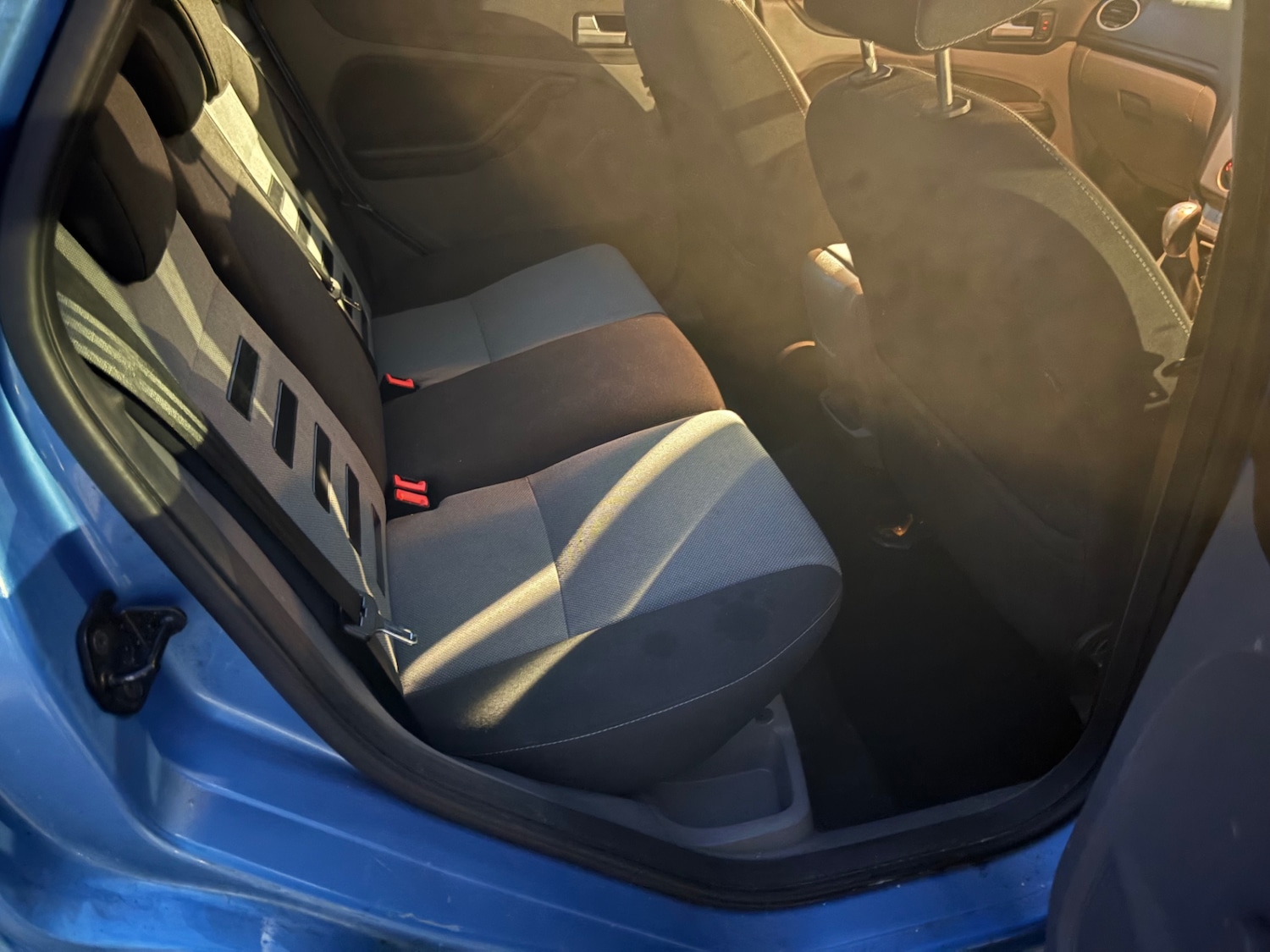 Used Ford Focus 2010 for sale - 76519552: Photo 13