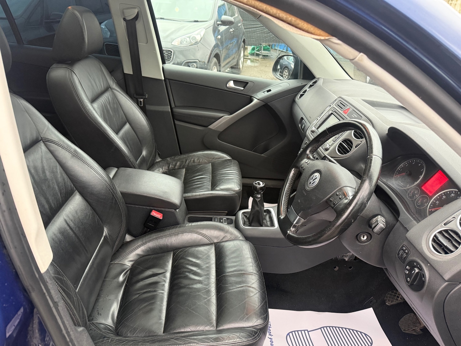 Used Volkswagen Tiguan 2009 for sale - 76879752: Photo 11