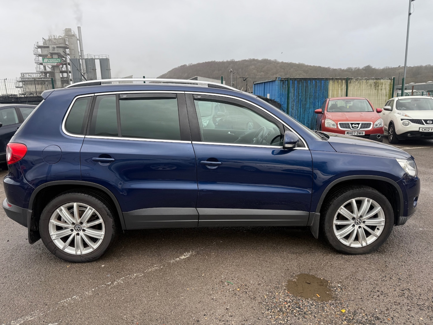 Used Volkswagen Tiguan 2009 for sale - 76879752: Photo 2