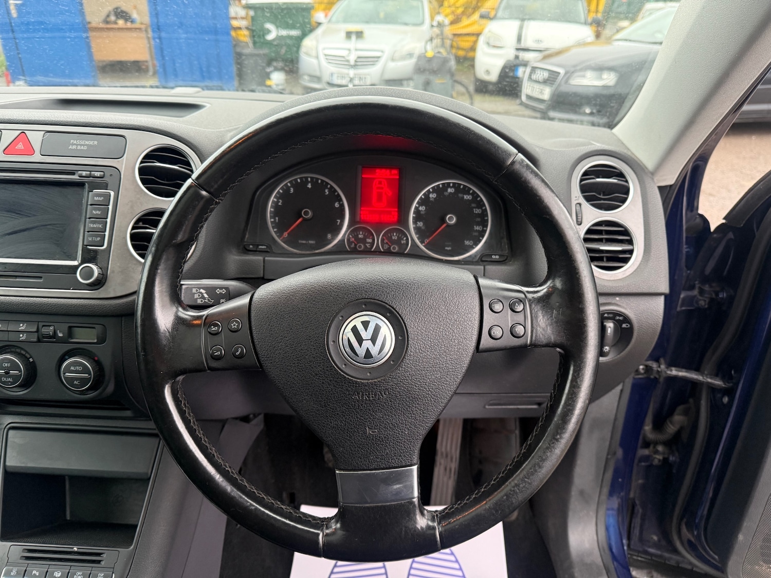Used Volkswagen Tiguan 2009 for sale - 76879752: Photo 8
