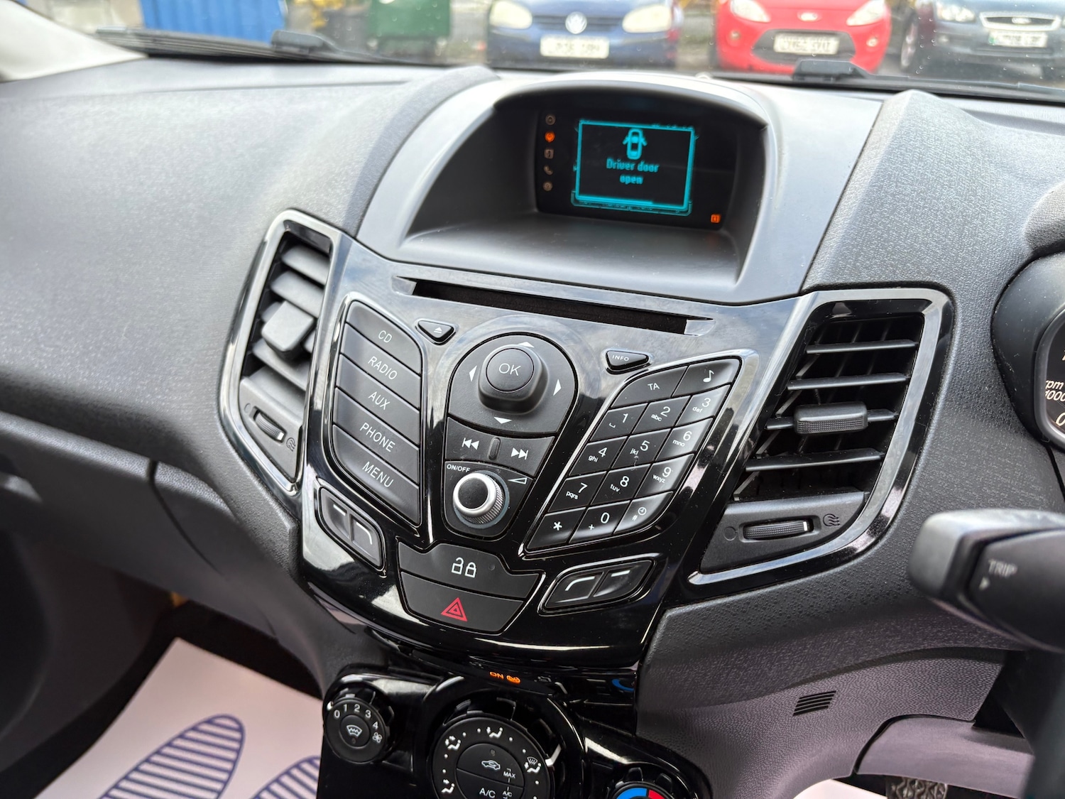 Used Ford Fiesta 2014 for sale - 77392339: Photo 11