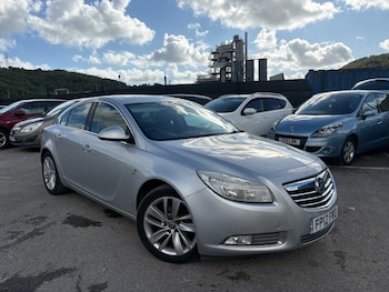 Vauxhall - Insignia