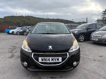 Used Peugeot 208 2014 for sale - 76184173: Photo 3