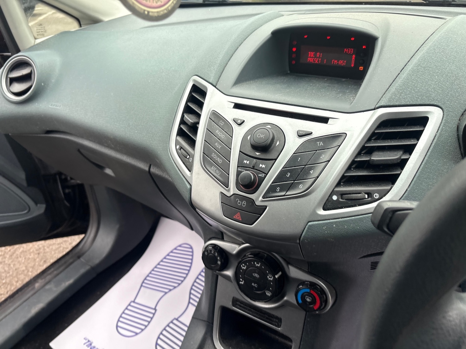 Used Ford Fiesta 2010 for sale - 76505652: Photo 10