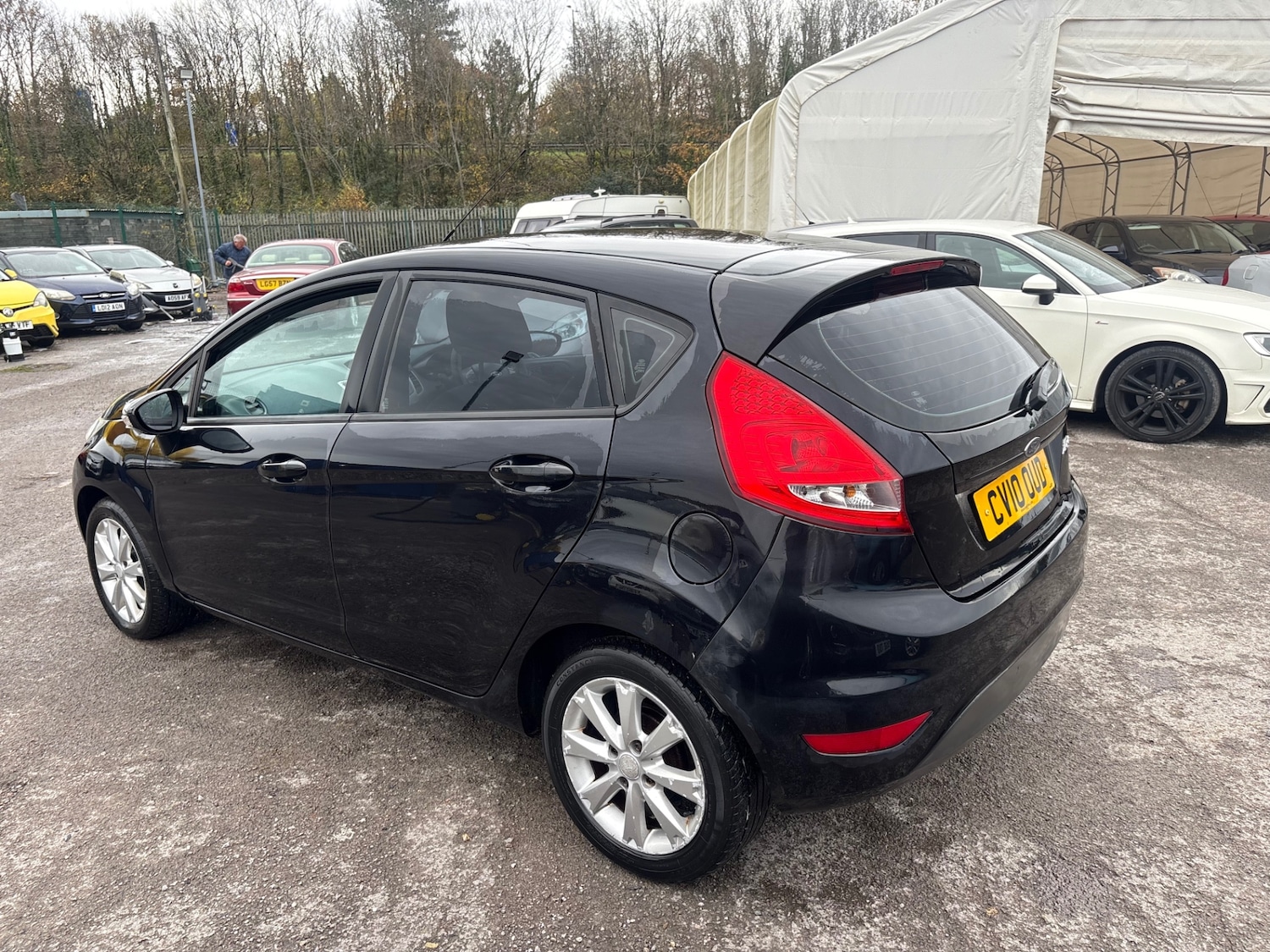Used Ford Fiesta 2010 for sale - 76505652: Photo 6