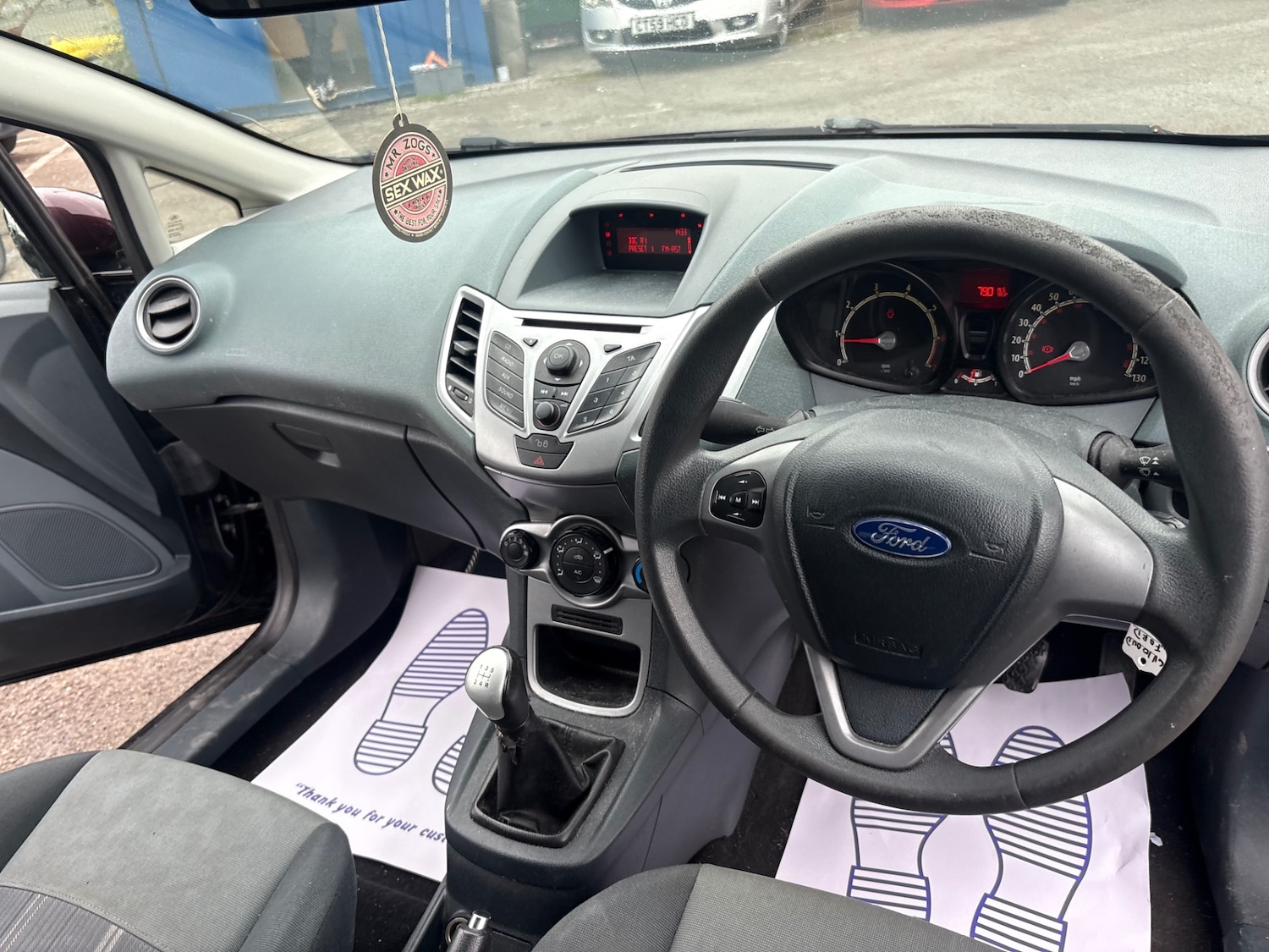 Used Ford Fiesta 2010 for sale - 76505652: Photo 8