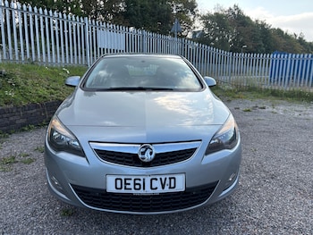 Used Vauxhall Astra 2012 for sale - 75541767: Photo