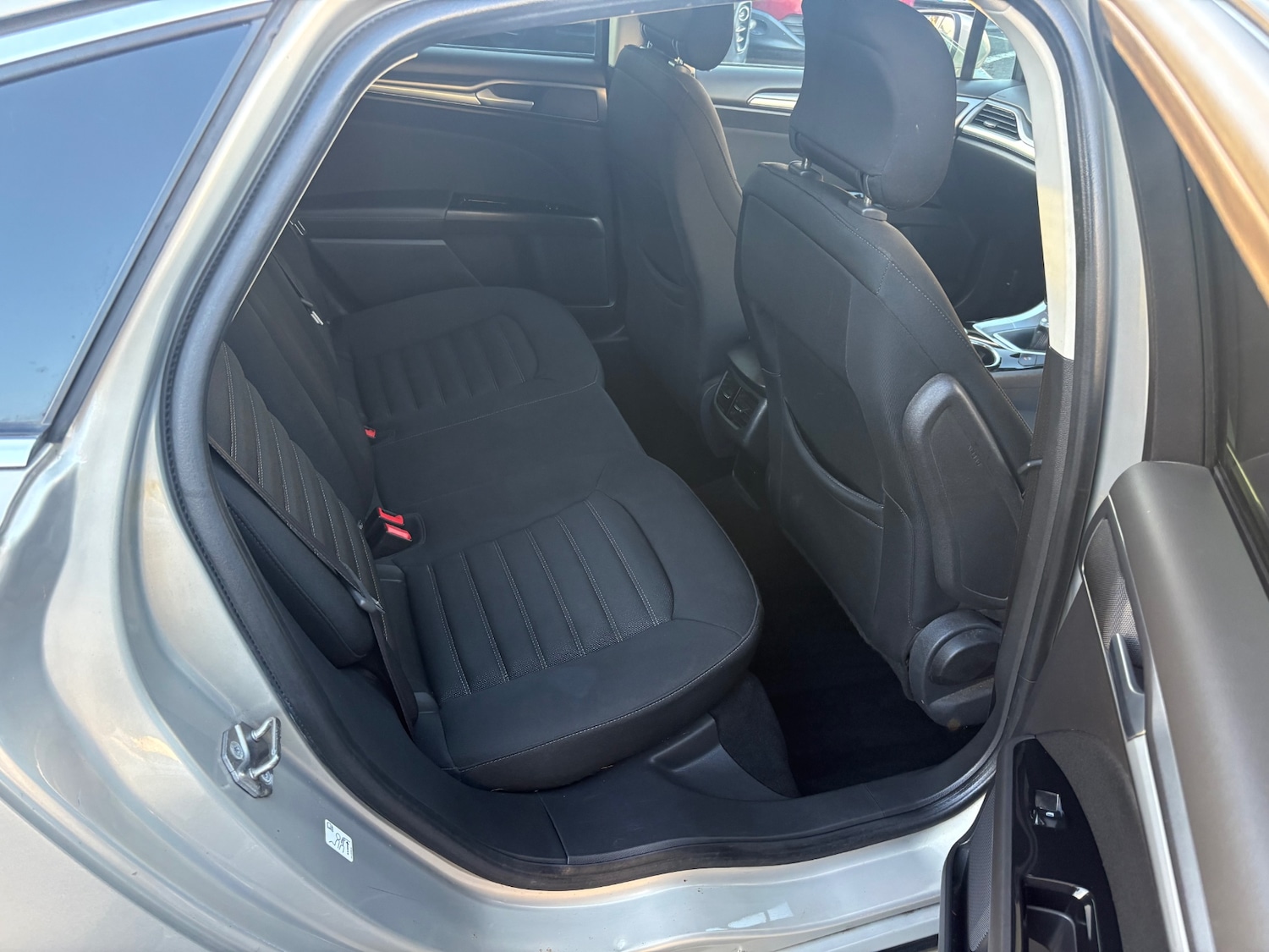 Used Ford Mondeo 2015 for sale - 76817485: Photo 13