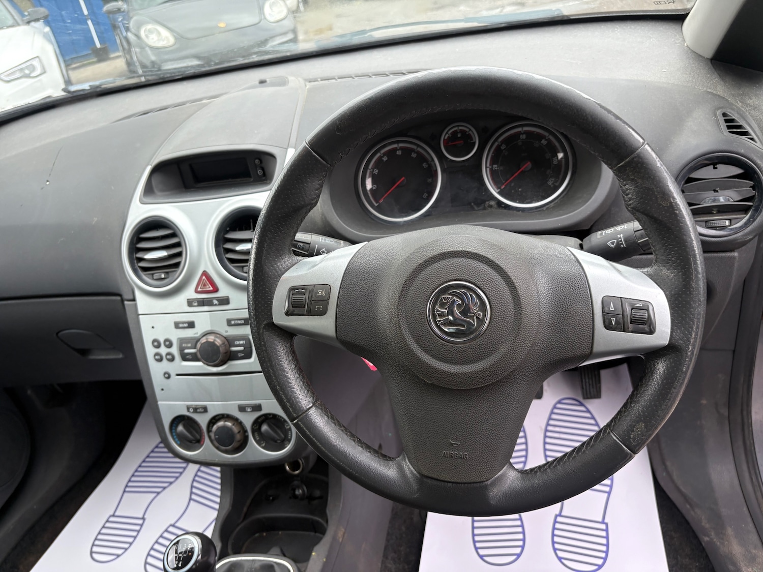 Used Vauxhall Corsa 2010 for sale - 77790262: Photo 9