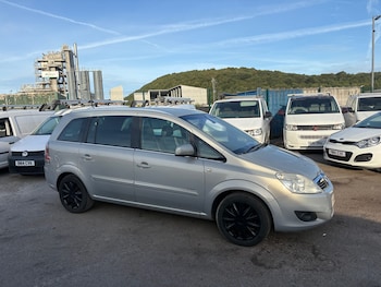 Used Vauxhall Zafira 2010 for sale - 79397378: Photo