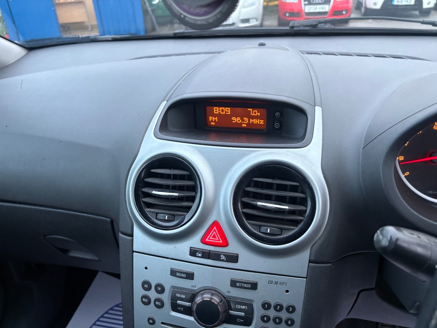 Used Vauxhall Corsa 2010 for sale - 76746268: Photo 11