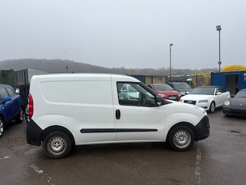Used Vauxhall Combo 2018 for sale - 77998779: Photo