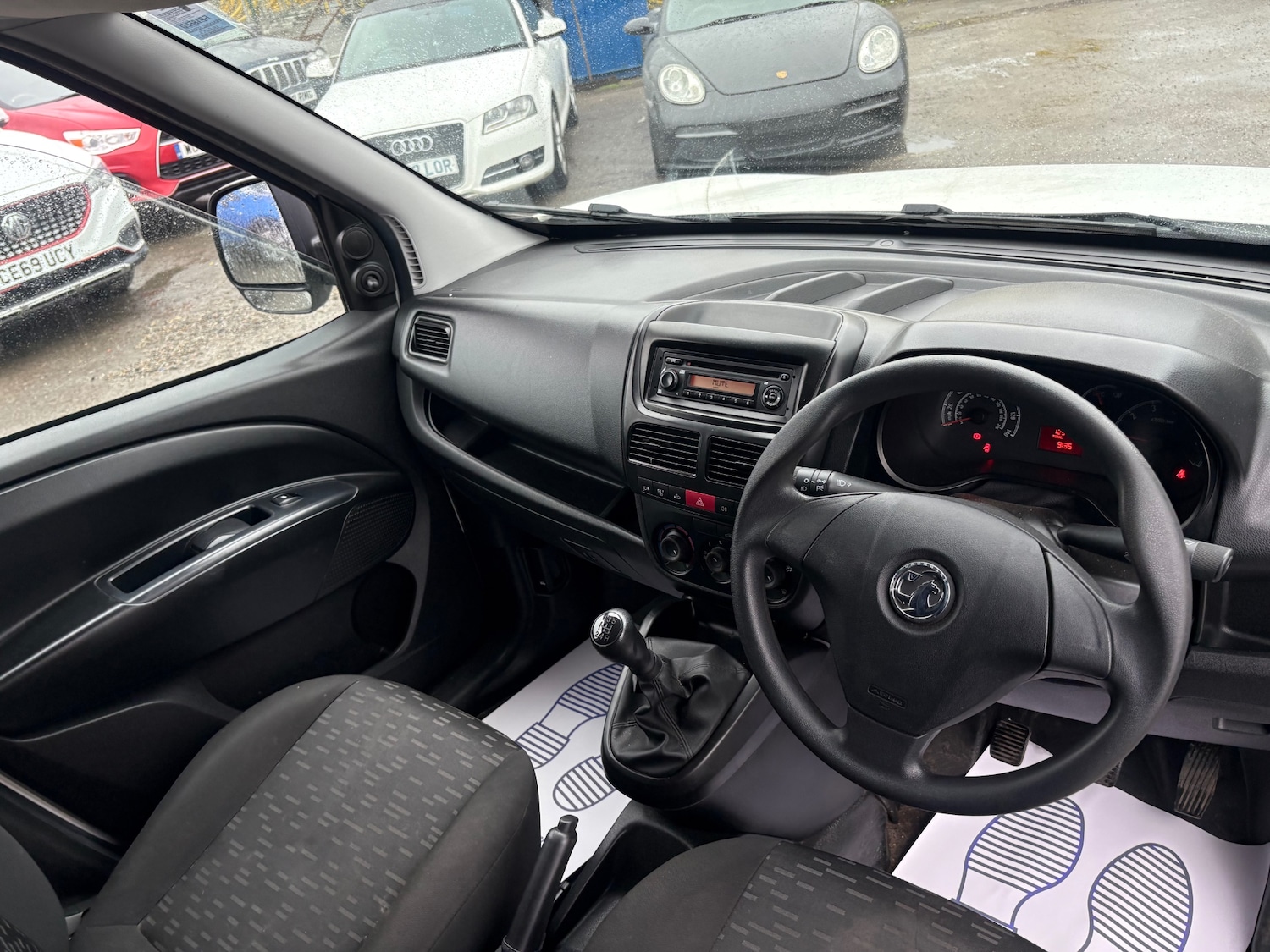Used Vauxhall Combo 2018 for sale - 77998779: Photo 9