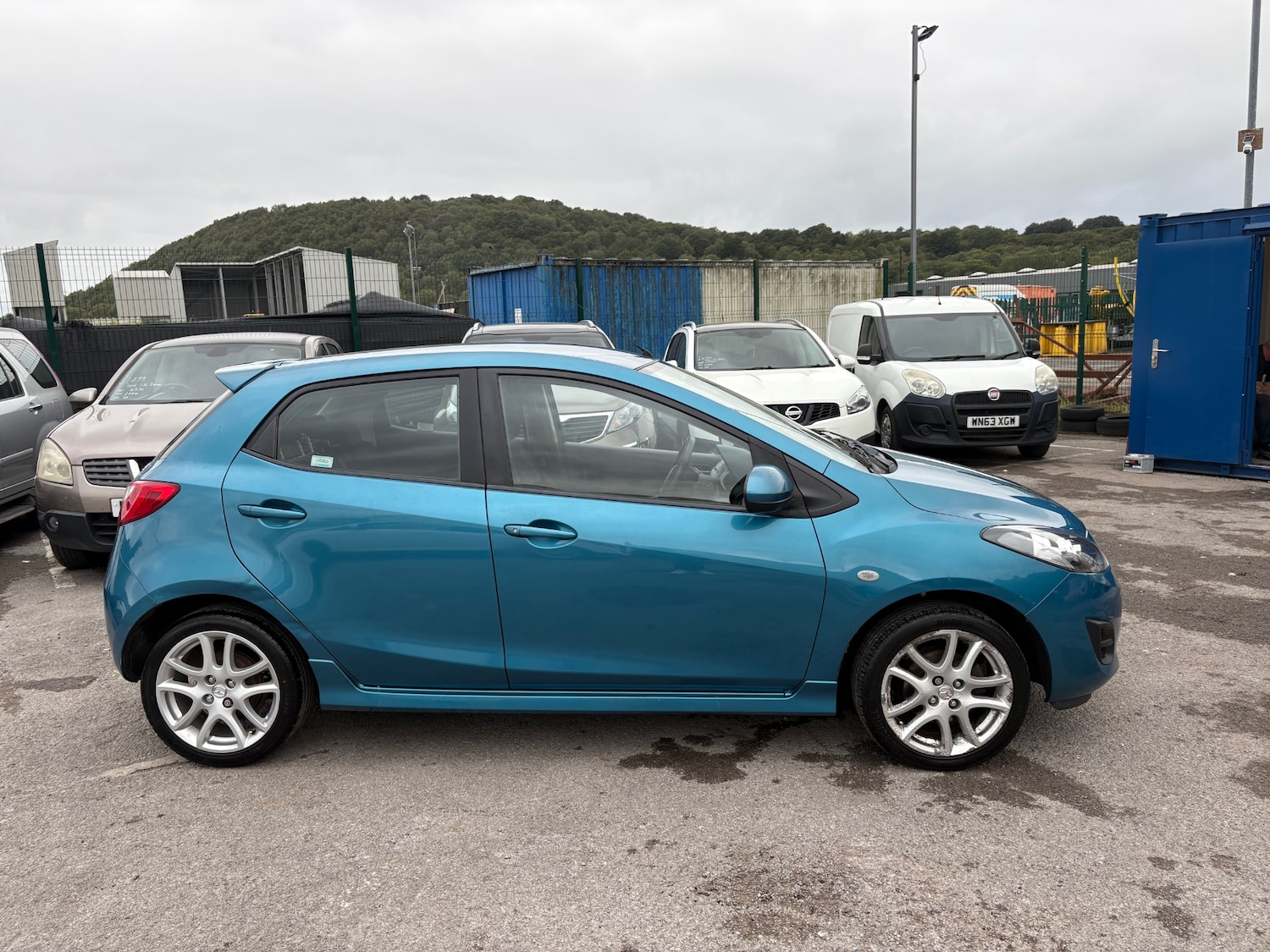 Used Mazda Mazda2 2011 for sale - 76004655: Photo 2