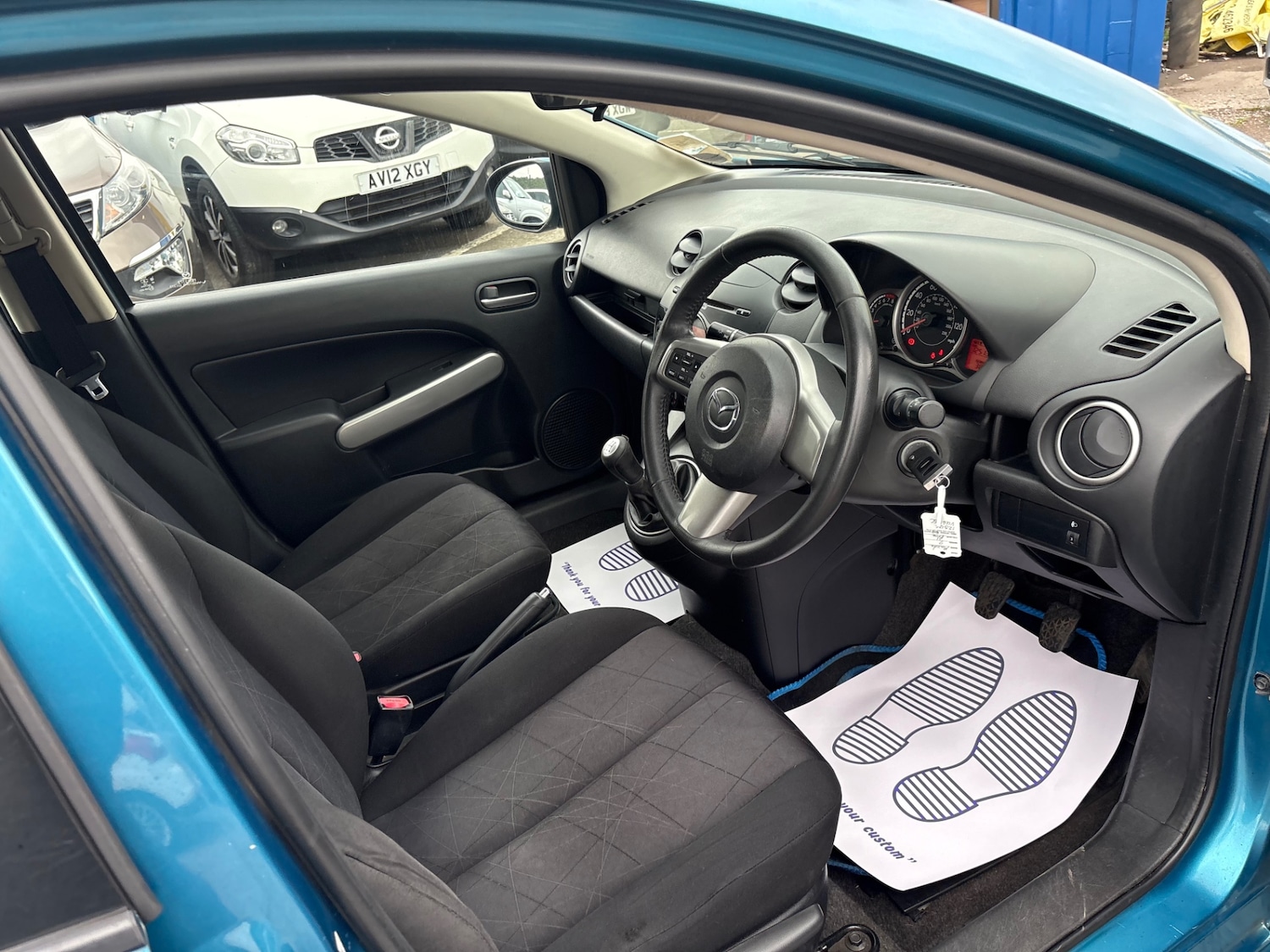 Used Mazda Mazda2 2011 for sale - 76004655: Photo 5