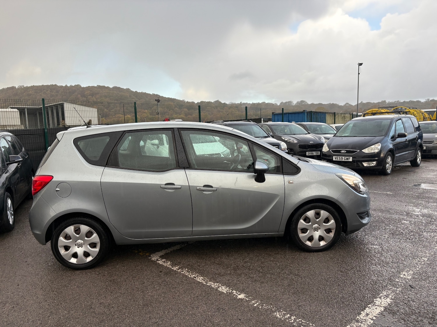 Used Vauxhall Meriva 2014 for sale - 76436066: Photo 2