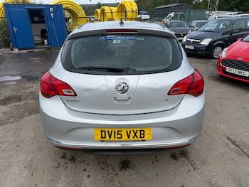 Used Vauxhall Astra 2015 for sale - 79736372: Photo