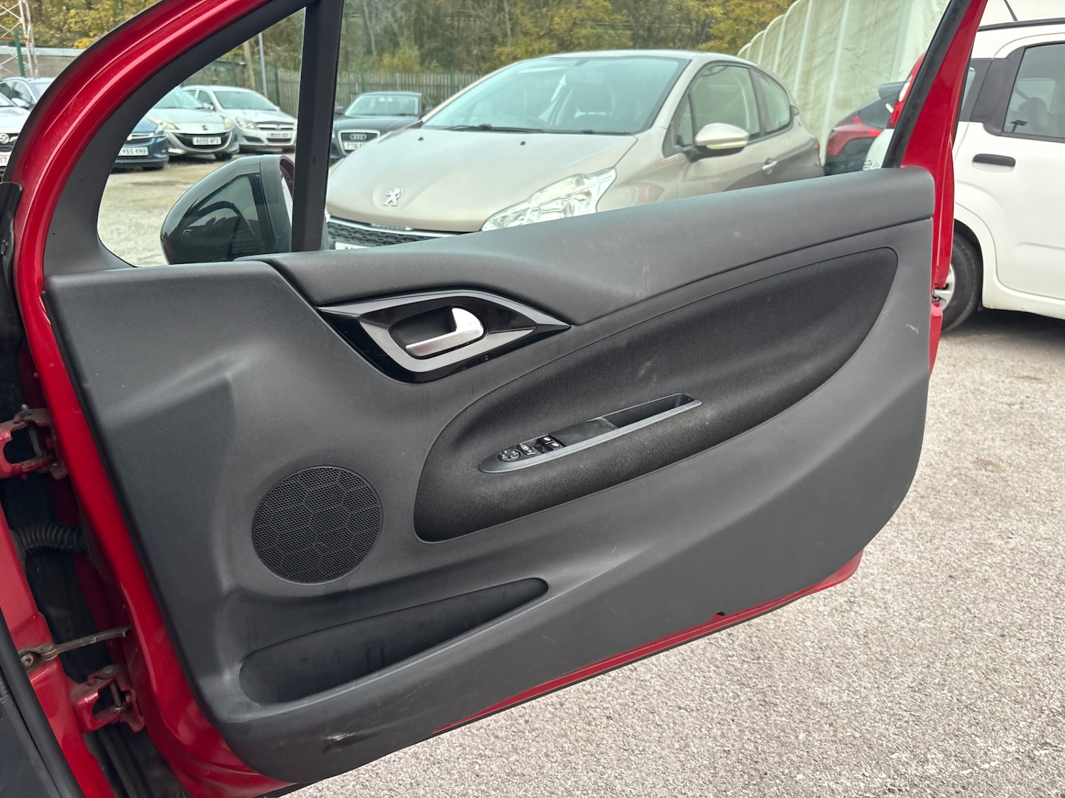 Used Citroen DS3 2014 for sale - 76384581: Photo 15