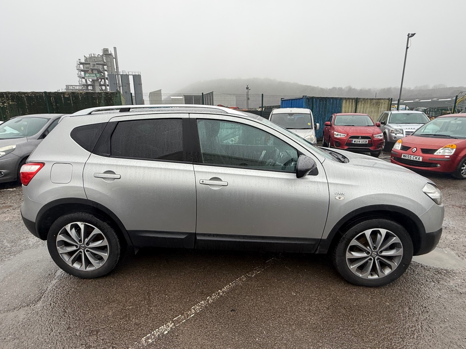 Used Nissan Qashqai 2011 for sale - 77630020: Photo 2