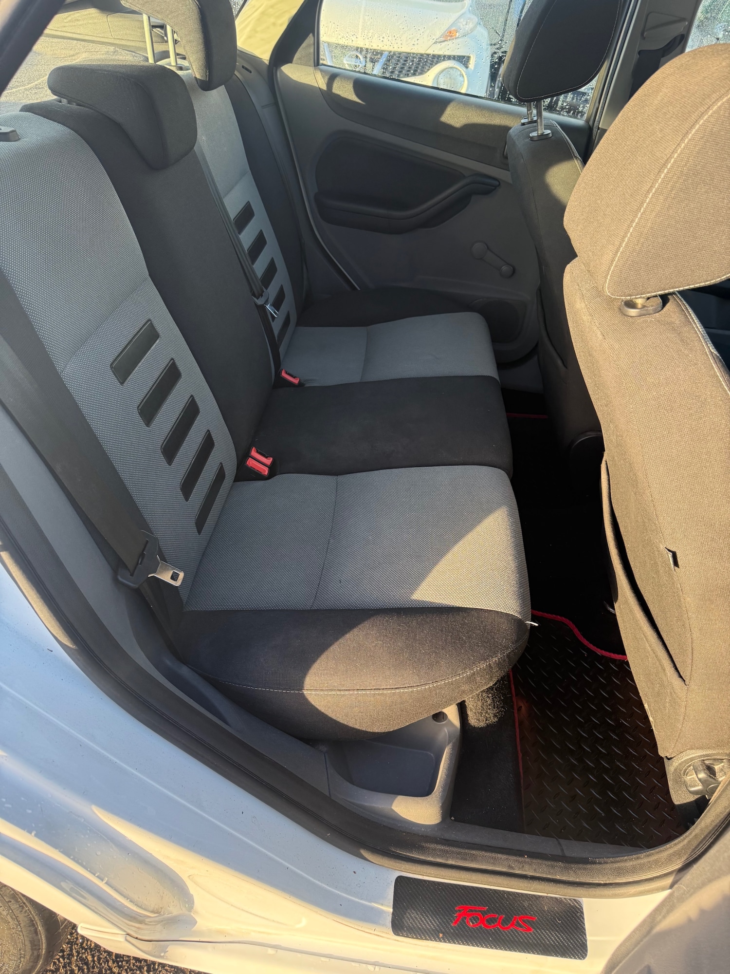 Used Ford Focus 2010 for sale - 77220305: Photo 13