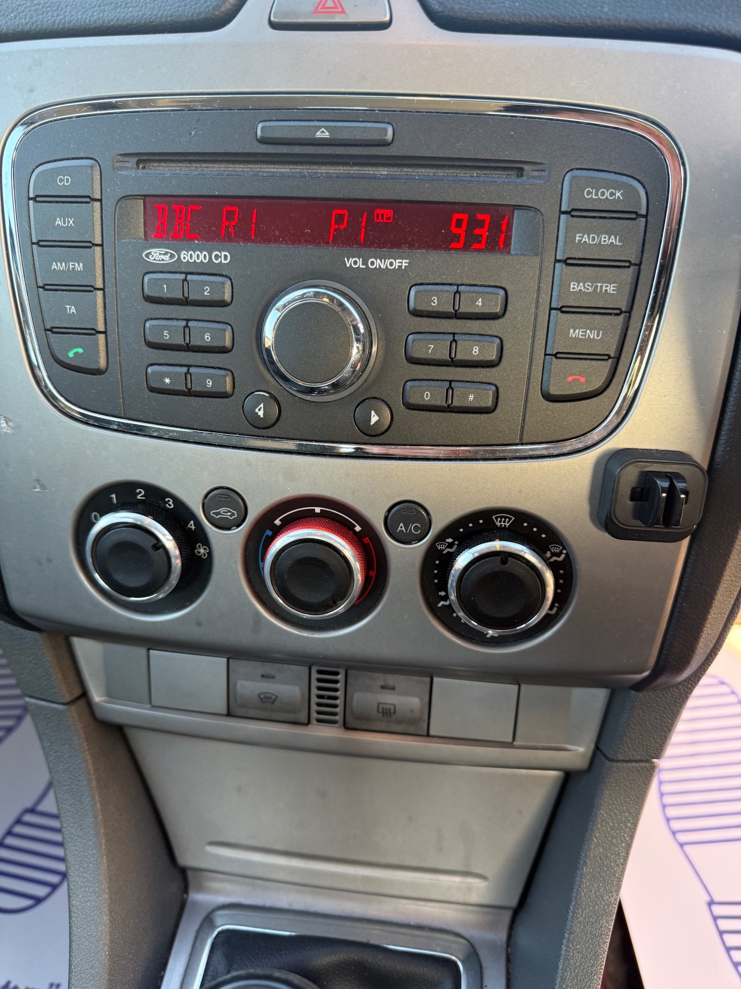 Used Ford Focus 2010 for sale - 77220305: Photo 9