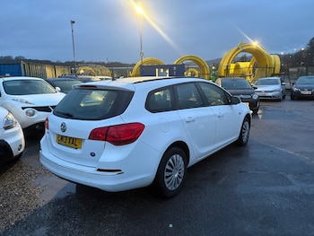 Used Vauxhall Astra 2013 for sale - 77450809: Photo