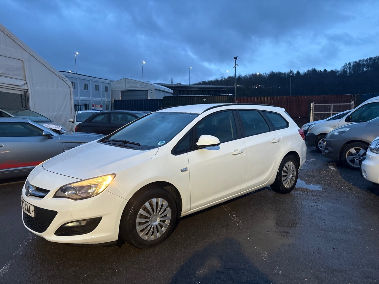 Used Vauxhall Astra 2013 for sale - 77450809: Photo 6