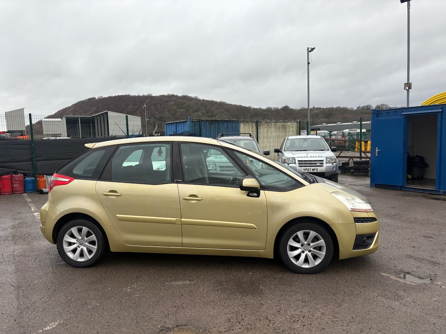 Used Citroen C4 Picasso 2009 for sale - 77272382: Photo 2