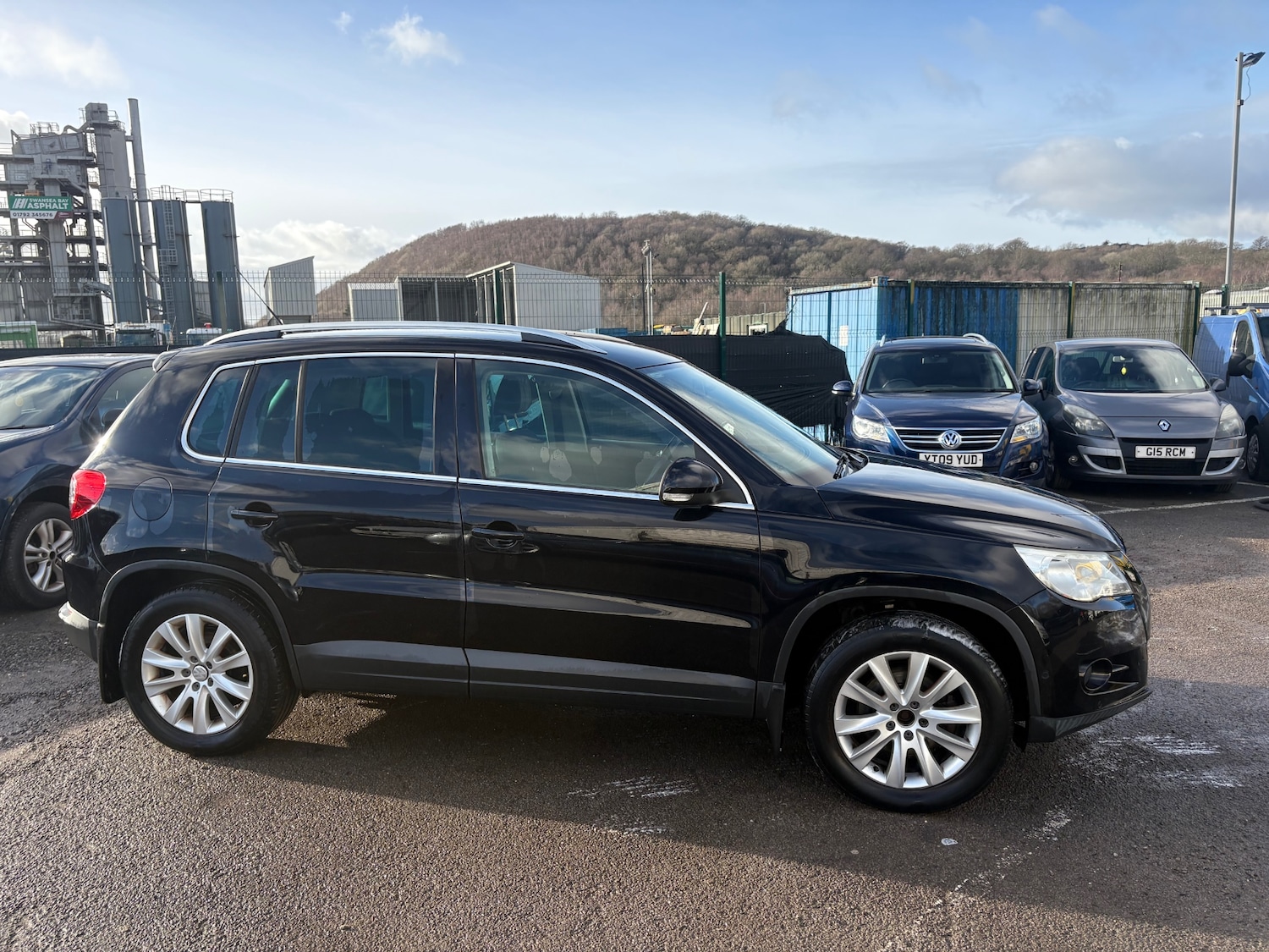 Used Volkswagen Tiguan 2009 for sale - 77125688: Photo 2