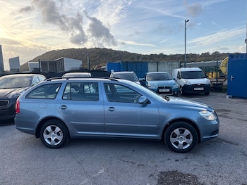 Used Skoda Octavia 2009 for sale - 76662662: Photo