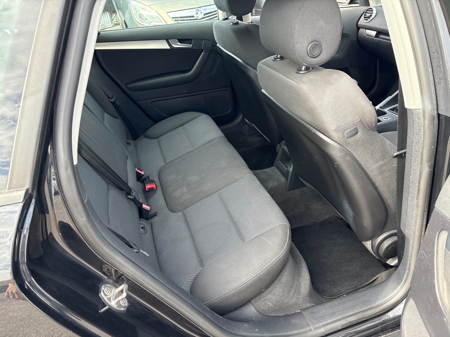 Used Audi A3 2010 for sale - 76058314: Photo 16