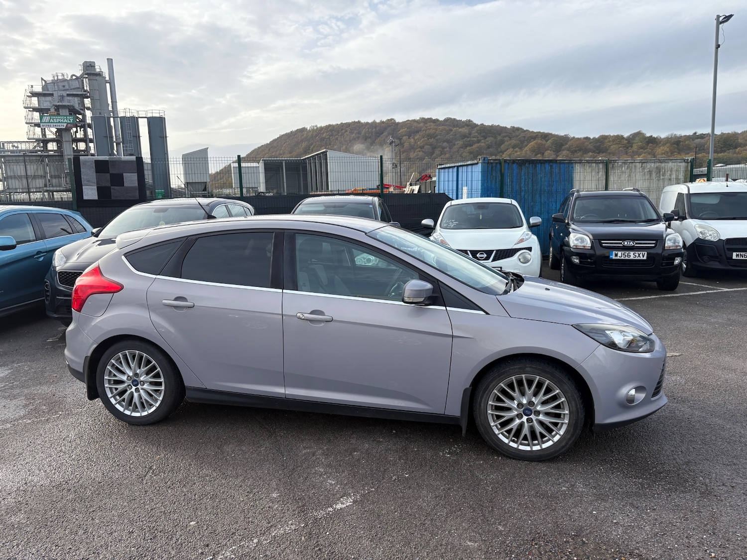 Used Ford Focus 2011 for sale - 76478014: Photo 2