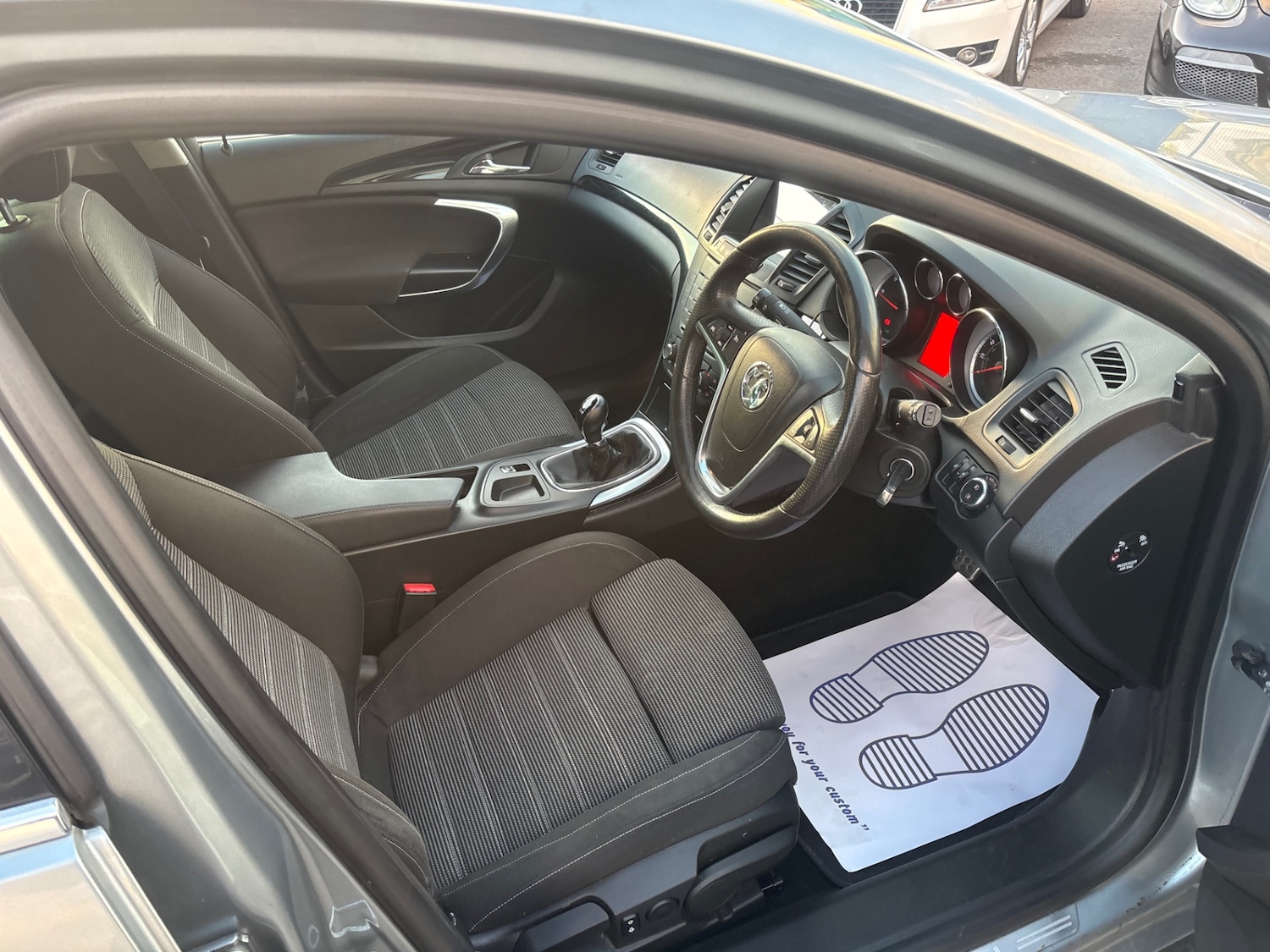 Used Vauxhall Insignia 2012 for sale - 78016368: Photo 8