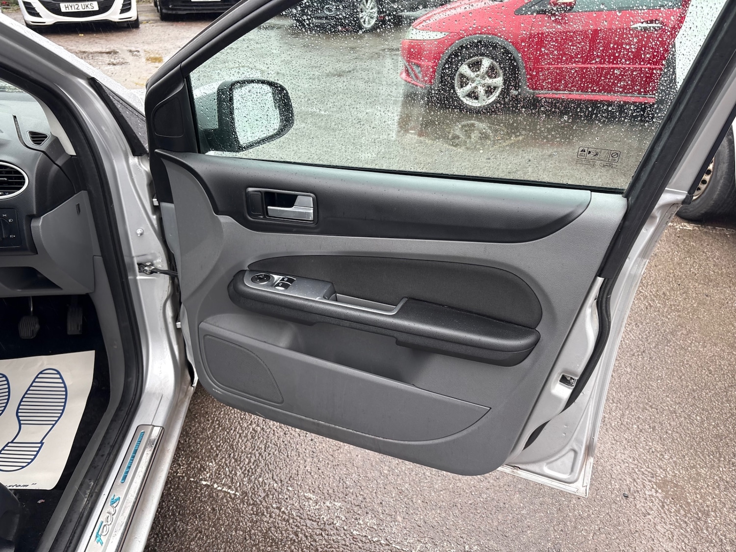 Used Ford Focus 2010 for sale - 78038747: Photo 14