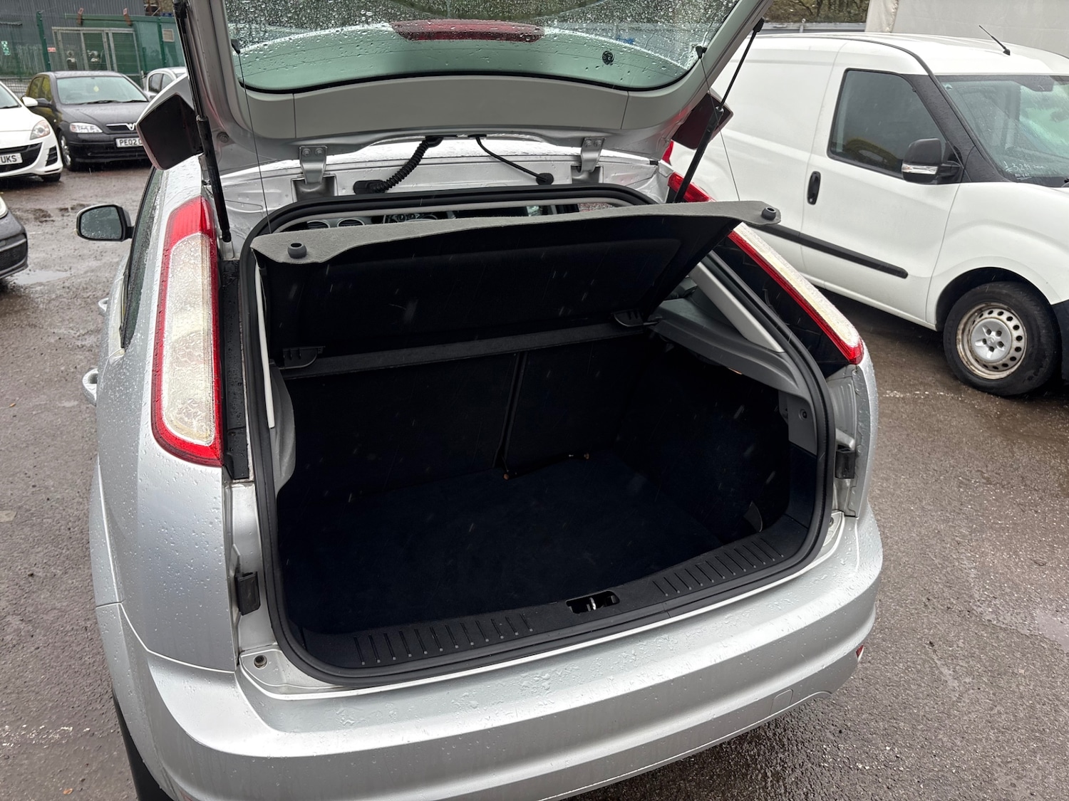 Used Ford Focus 2010 for sale - 78038747: Photo 16