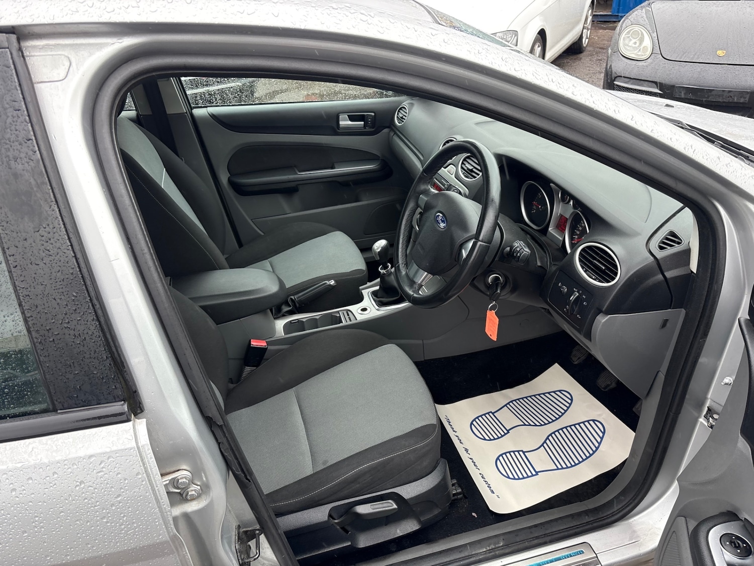 Used Ford Focus 2010 for sale - 78038747: Photo 9