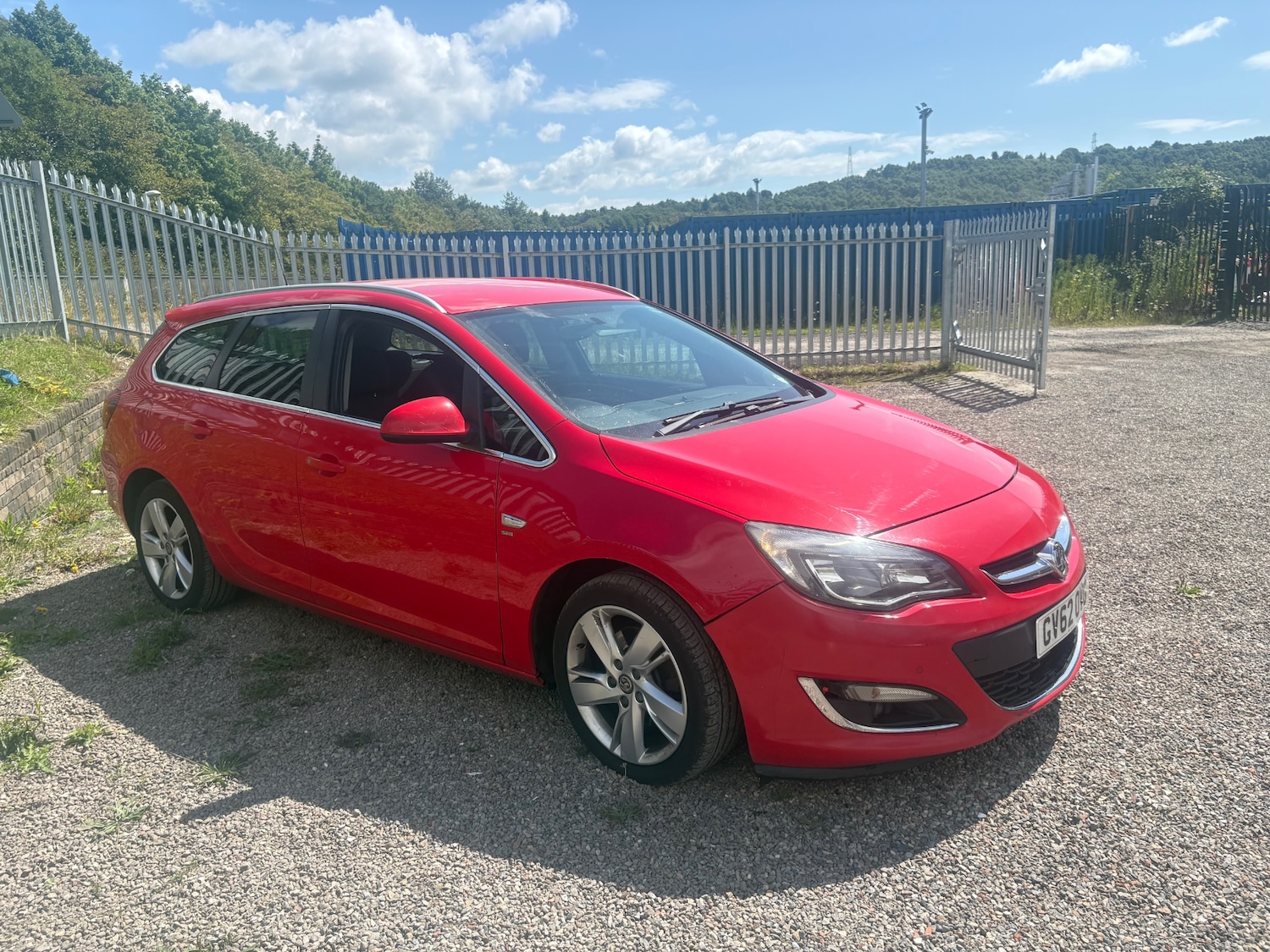 Used Vauxhall Astra 2013 for sale - 77008515: Photo 5