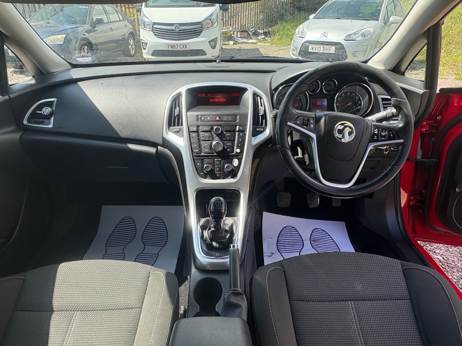 Used Vauxhall Astra 2013 for sale - 77008515: Photo 6