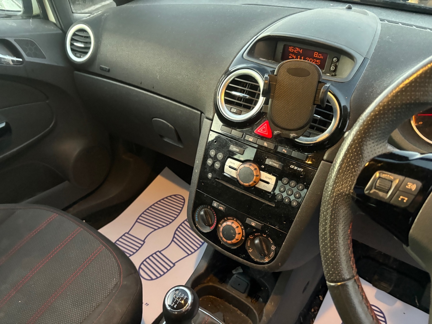 Used Vauxhall Corsa 2012 for sale - 76684536: Photo 11