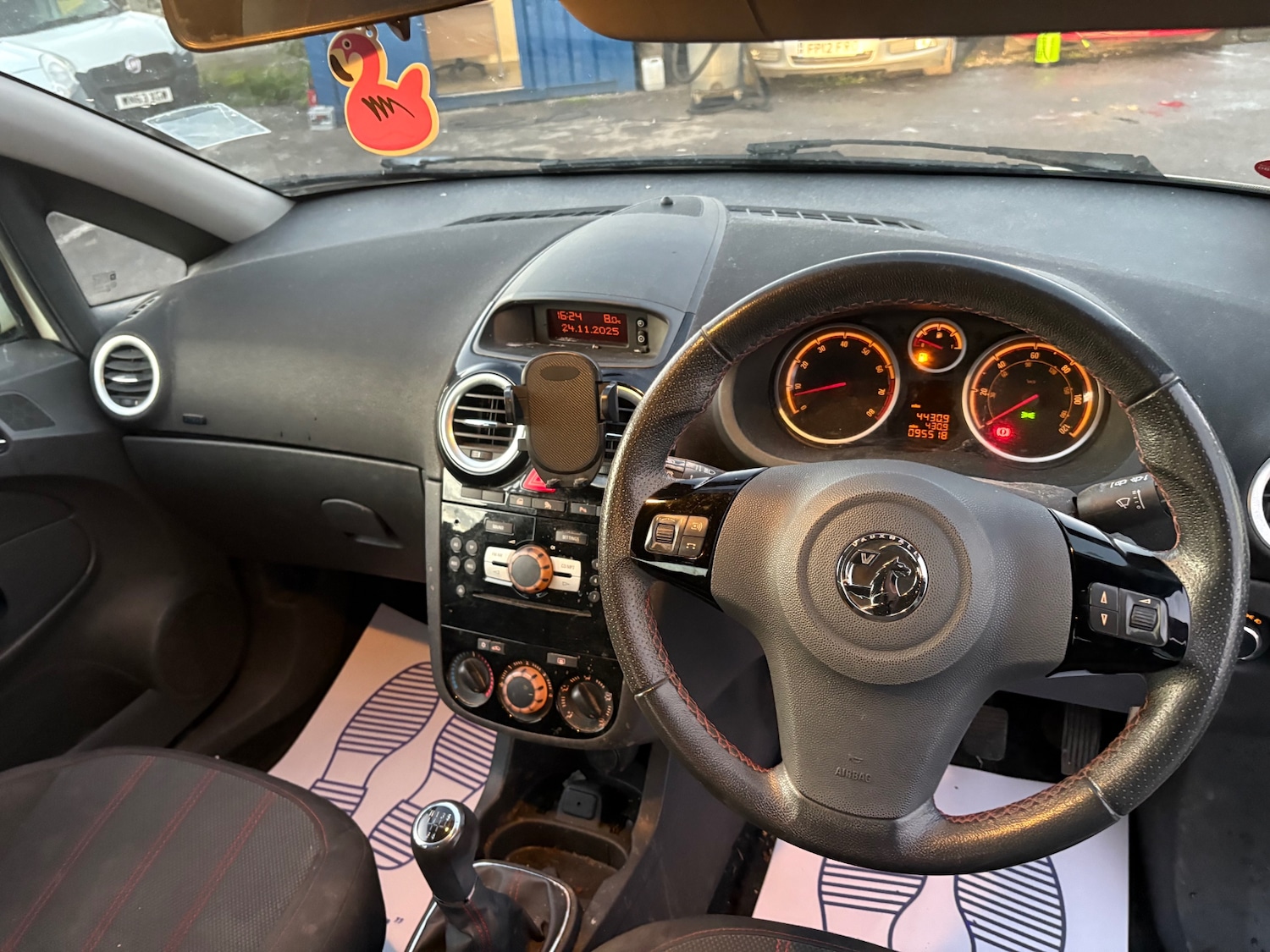 Used Vauxhall Corsa 2012 for sale - 76684536: Photo 9