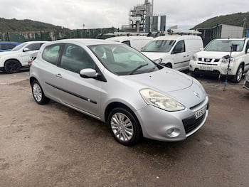 Used Renault Clio 2010 for sale - 79823418: Photo
