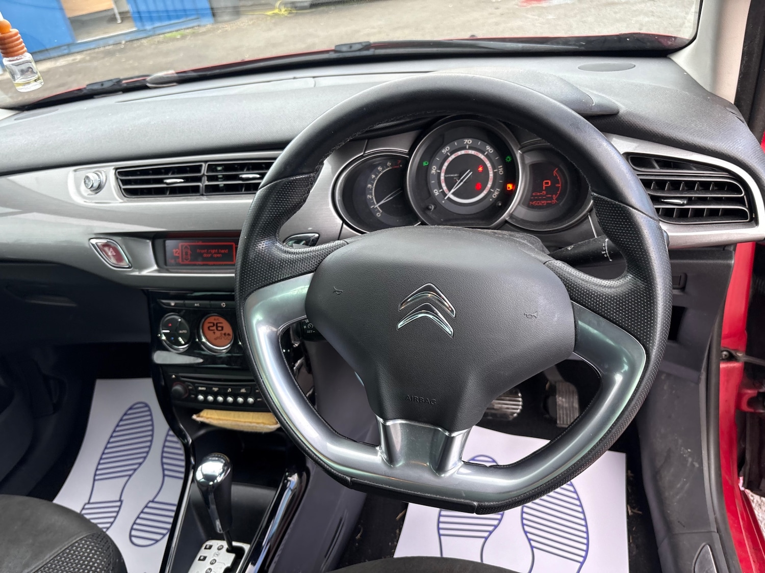 Used Citroen C3 2011 for sale - 76777375: Photo 8