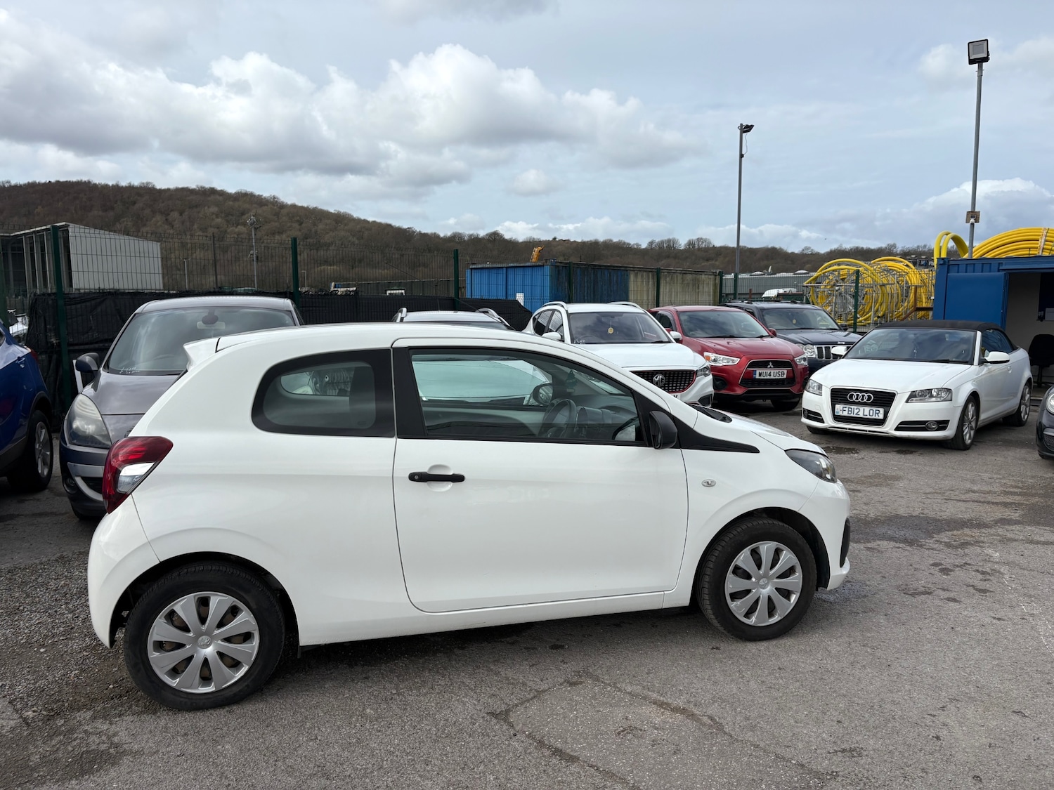 Used Peugeot 108 2014 for sale - 78026203: Photo 2