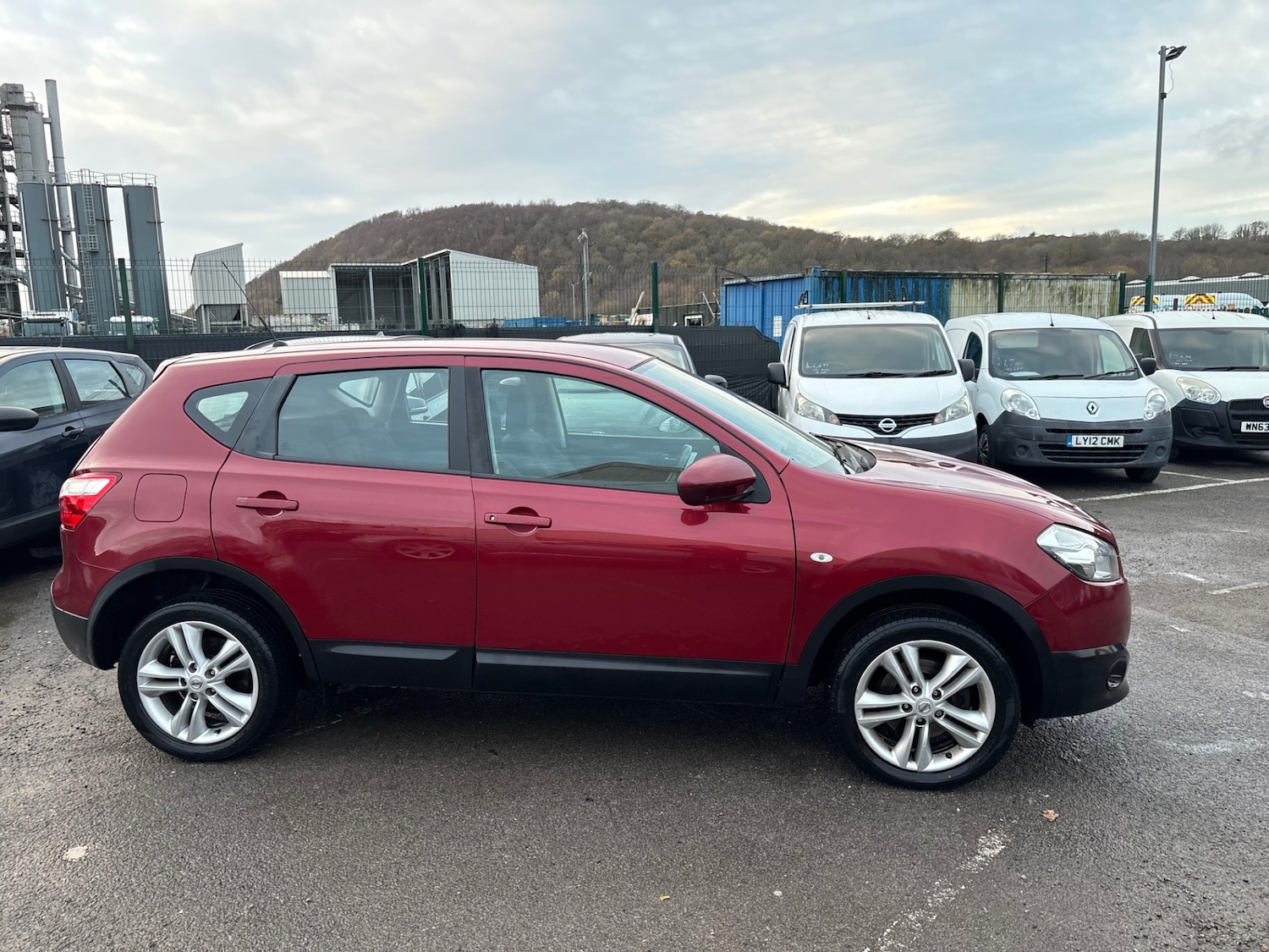 Used Nissan Qashqai 2011 for sale - 76738348: Photo 2