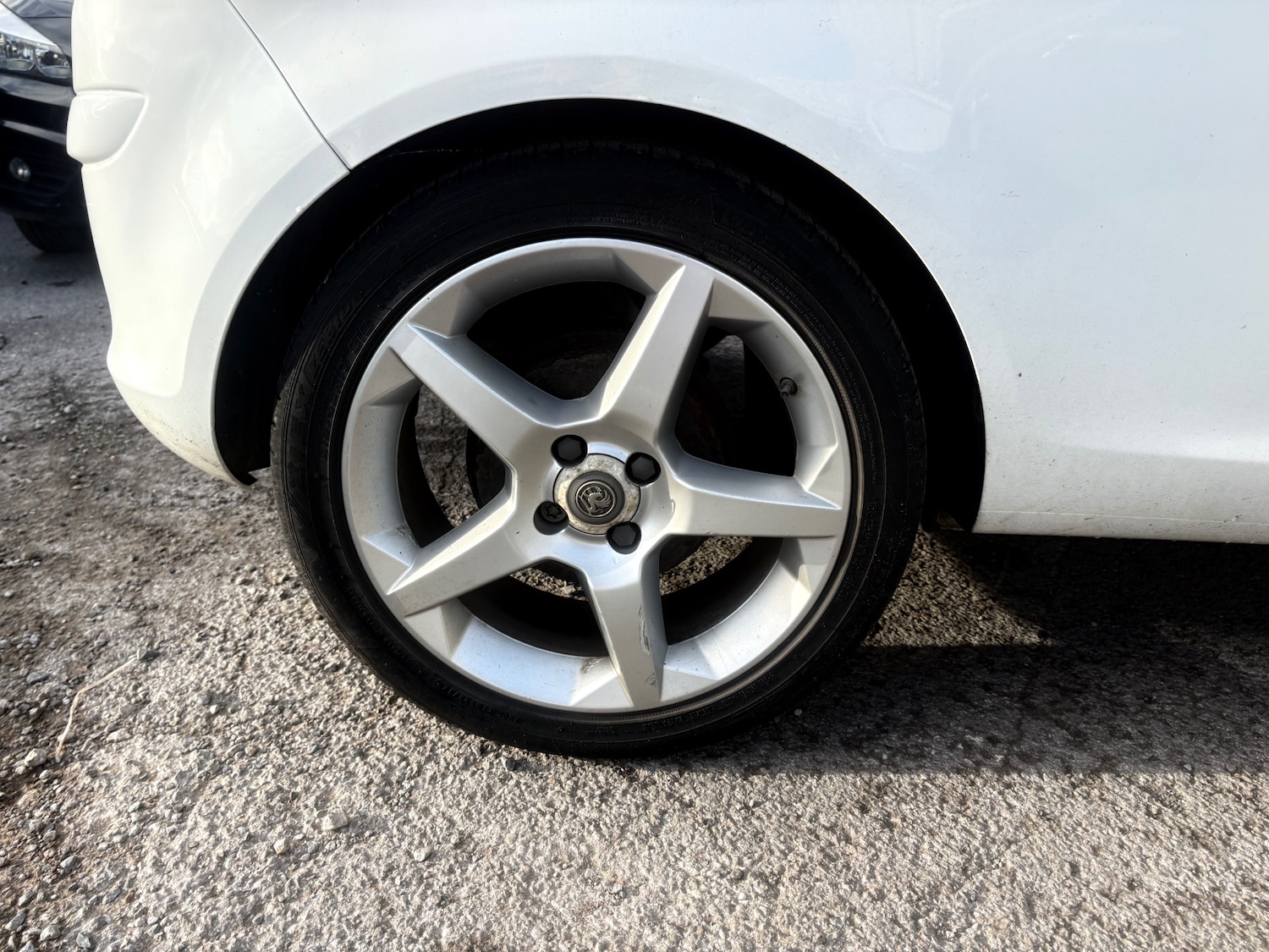 Used Vauxhall Corsa 2011 for sale - 77058549: Photo 13