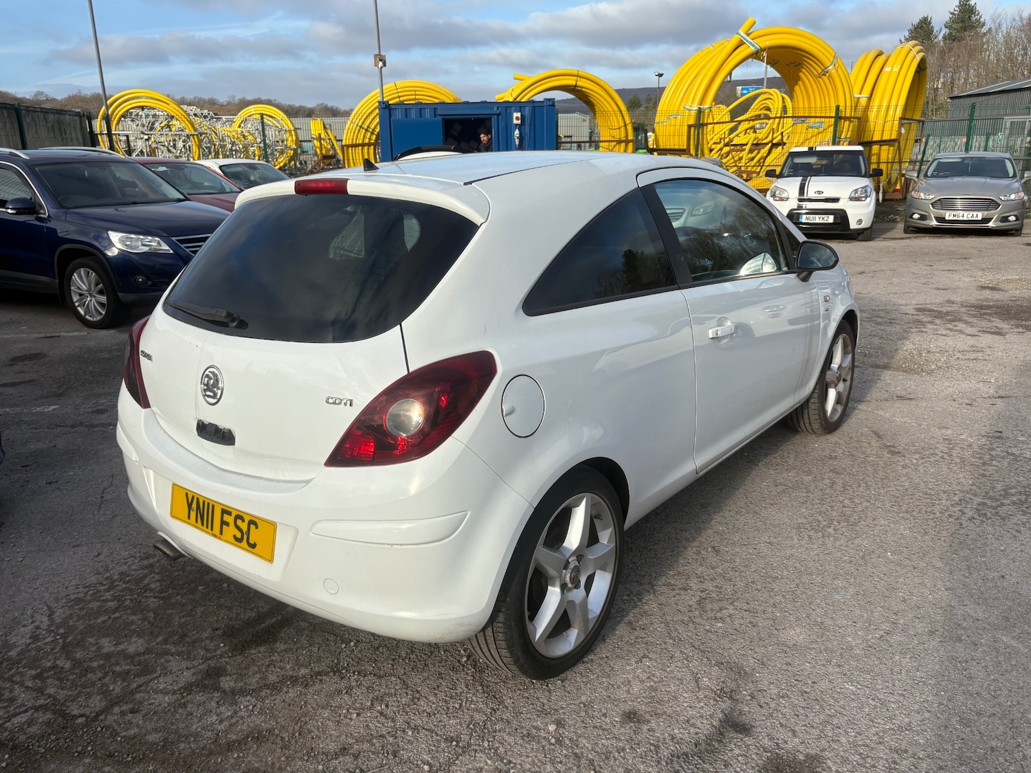 Used Vauxhall Corsa 2011 for sale - 77058549: Photo 3